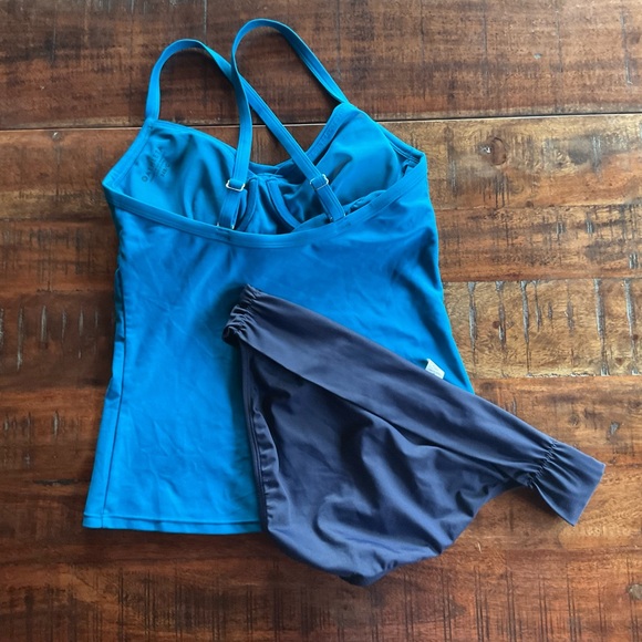 Athleta tankini set - Picture 2 of 4